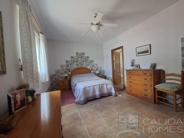 Casa de Estrella : Resale Villa for Sale in Arboleas, Almería