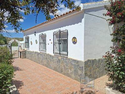 Casa de Estrella : Resale Villa in Arboleas, Almería