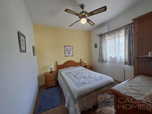 Casa de Estrella : Resale Villa for Sale in Arboleas, Almería