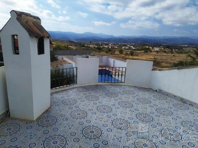 Casa de Margarita: Herverkoop Villa te Koop in Albox, Almería