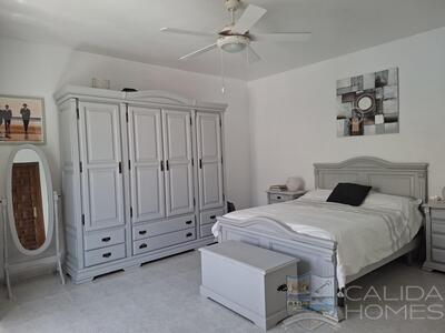 Casa de Sol : Resale Villa in Arboleas, Almería