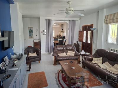 Casa de Sol : Resale Villa in Arboleas, Almería