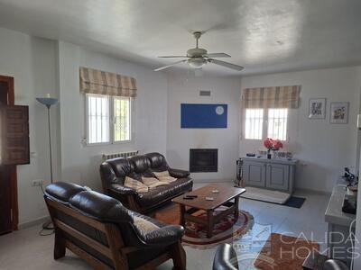 Casa de Sol : Resale Villa in Arboleas, Almería