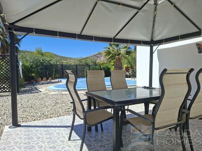 Casa de Sol : Resale Villa in Arboleas, Almería