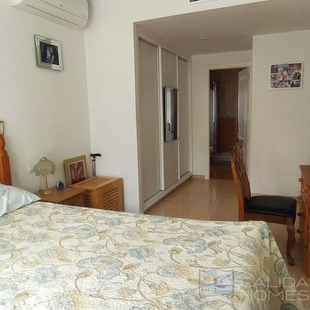 Casa de Tu y Mi : Resale Villa for Sale in La Alfoquia, Almería
