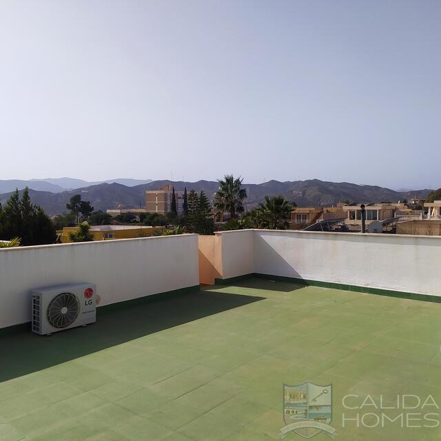 Casa de Tu y Mi : Resale Villa for Sale in La Alfoquia, Almería