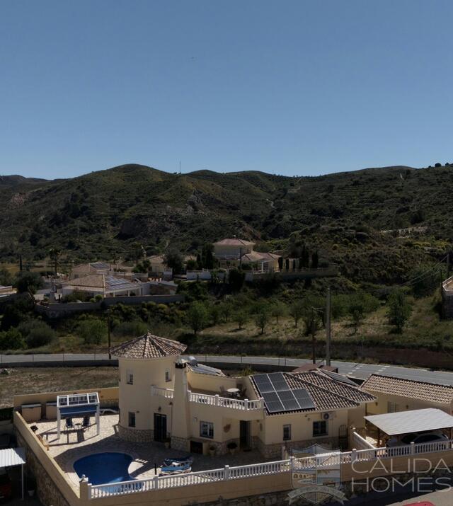 Casa de Zeus : Resale Villa for Sale in Arboleas, Almería