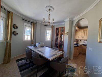 Casa de Zeus : Resale Villa in Arboleas, Almería