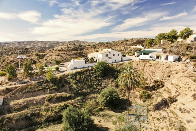Casa Dove : Detached Character House for Sale in Arroyo Medina, Almería