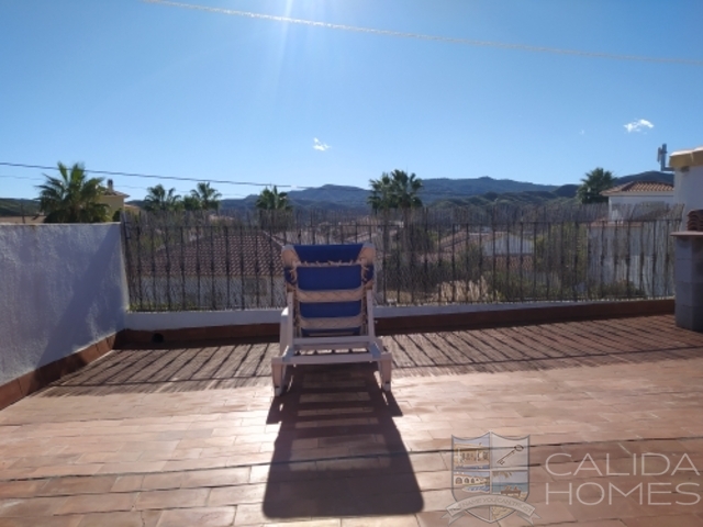 Casa Flora : Resale Villa for Sale in Arboleas, Almería