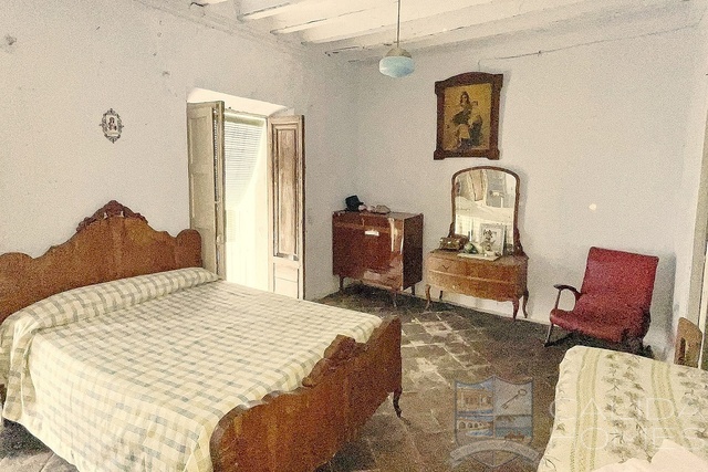Casa Frank: Village or Town House for Sale in Albanchez, Almería