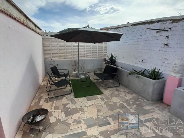 Casa Frankie: Village or Town House for Sale in Purchena, Almería