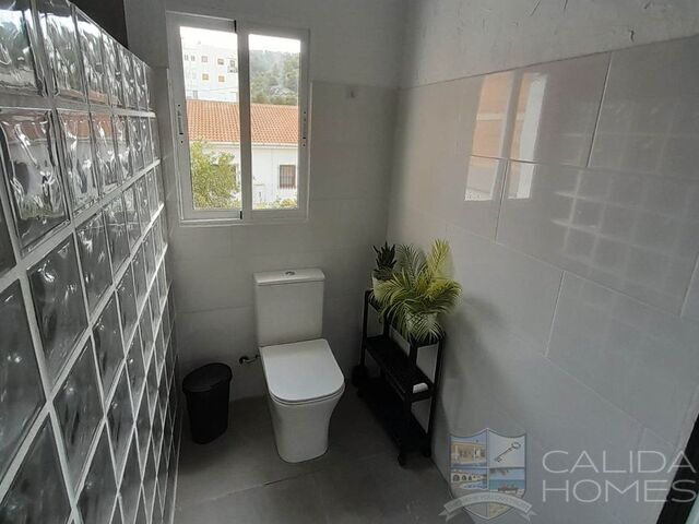 Casa Frankie: Village or Town House for Sale in Purchena, Almería