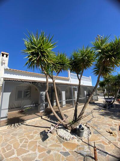 Casa Fuente: Resale Villa in Oria, Almería