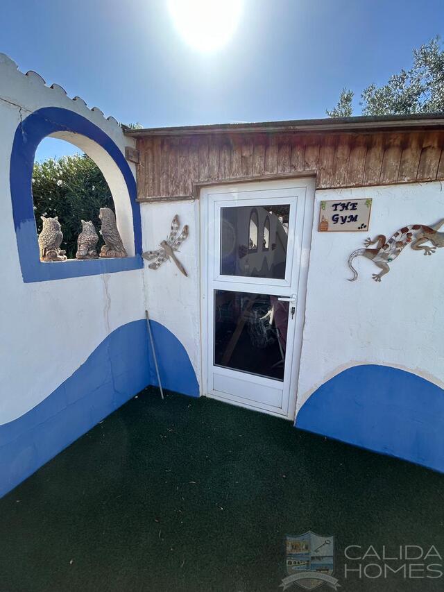 Casa Fuente: Resale Villa for Sale in Oria, Almería