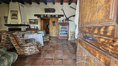 Casa Goldi: Detached Character House in Sierro, Almería
