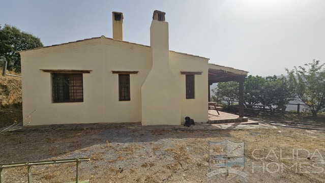 Casa Goldi: Detached Character House for Sale in Sierro, Almería