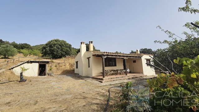 Casa Goldi: Detached Character House for Sale in Sierro, Almería