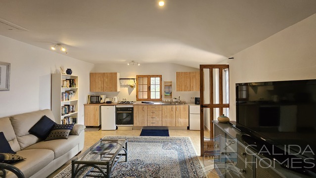 Casa Guapisima: Detached Character House for Sale in Albox, Almería