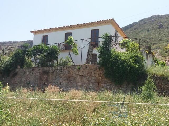 Casa Hacienda: Detached Character House for Sale in Cantoria, Almería