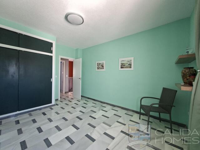 Casa Haven : Resale Villa for Sale in Somontin, Almería