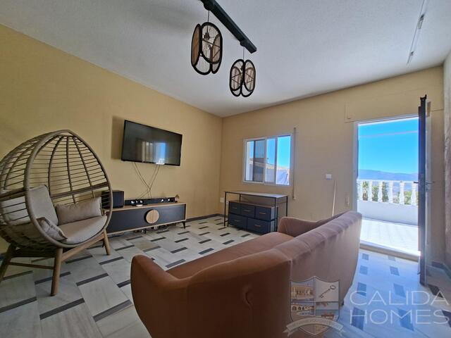 Casa Haven : Resale Villa for Sale in Somontin, Almería