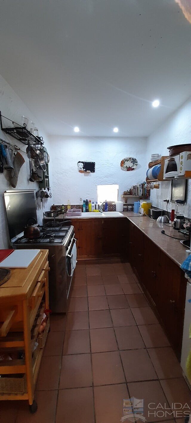 Casa Jen: Detached Character House for Sale in Oria, Almería