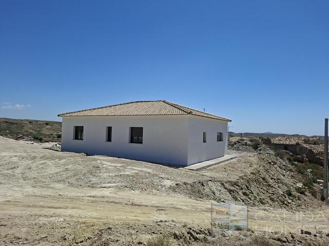 Casa King of the Castle: Resale Villa for Sale in Partaloa, Almería
