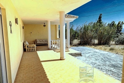 Casa Labores: Resale Villa in Albox, Almería