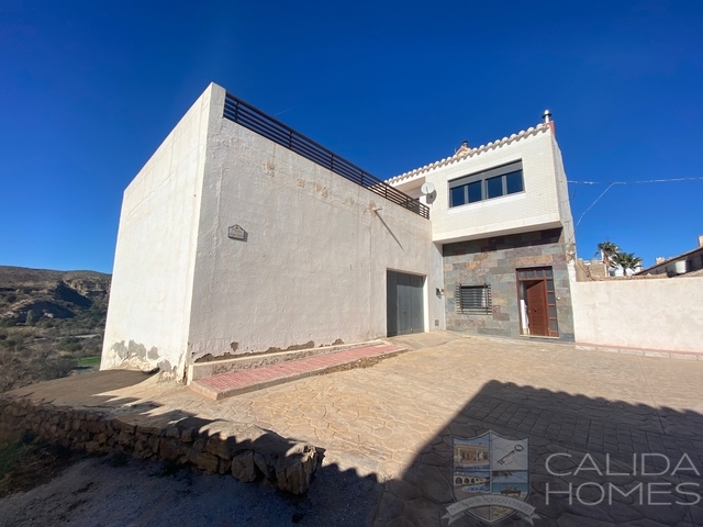 Casa Libra: Village or Town House for Sale in Albox, Almería