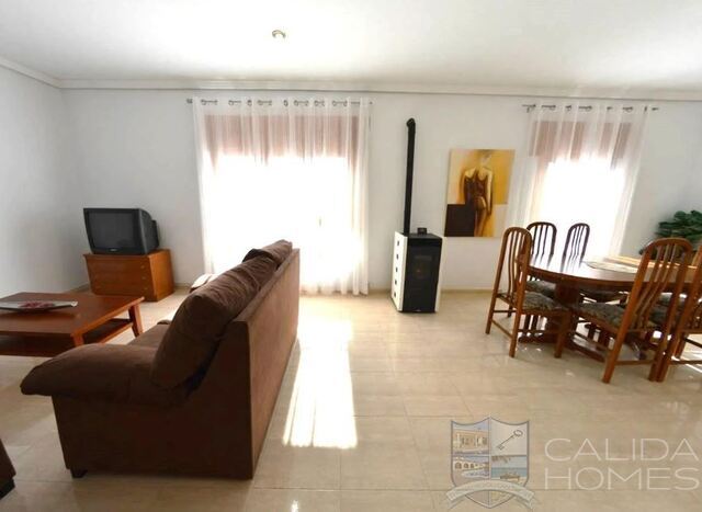 Casa Lindo: Detached Character House for Sale in Albox, Almería