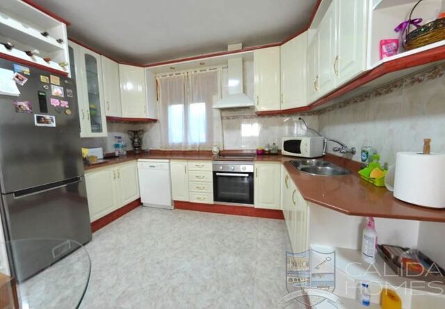 Casa Lindo: Detached Character House for Sale in Albox, Almería