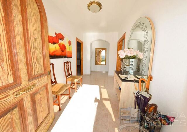 Casa Lindo: Detached Character House for Sale in Albox, Almería