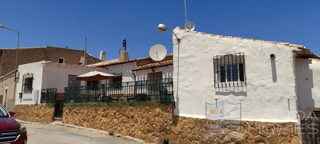 Casa Lobelia: Village or Town House for Sale in Albox, Almería