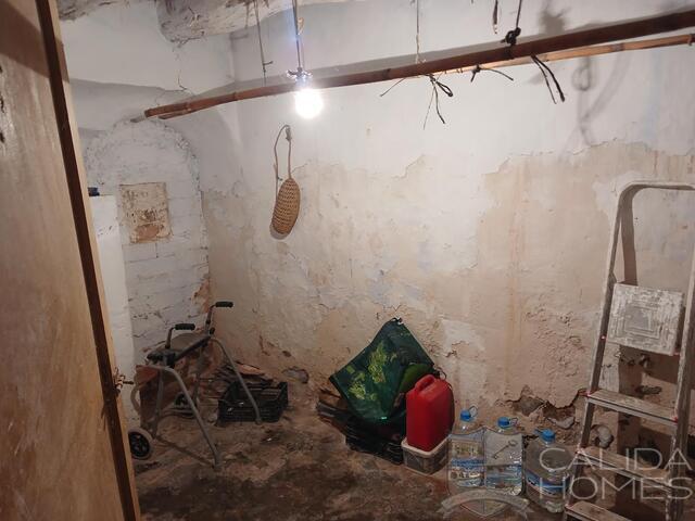 Casa Meadow: Village or Town House for Sale in Cantoria, Almería