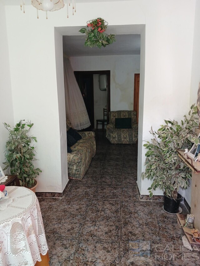 Casa Meadow: Village or Town House for Sale in Cantoria, Almería
