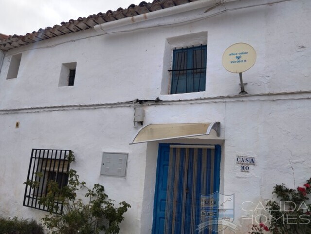 Casa Mo: Dorp of Stadshuis te Koop in Cantoria, Almería