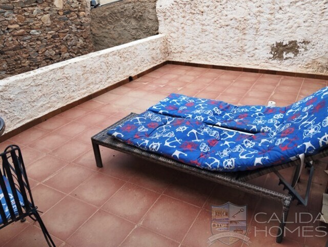 Casa Mo: Village or Town House for Sale in Cantoria, Almería