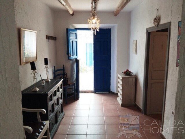 Casa Mo: Village or Town House for Sale in Cantoria, Almería