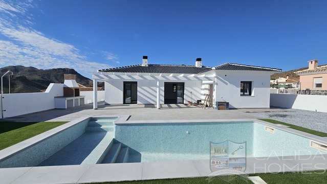 Casa Moderna : Off Plan Villa for Sale in Arboleas, Almería