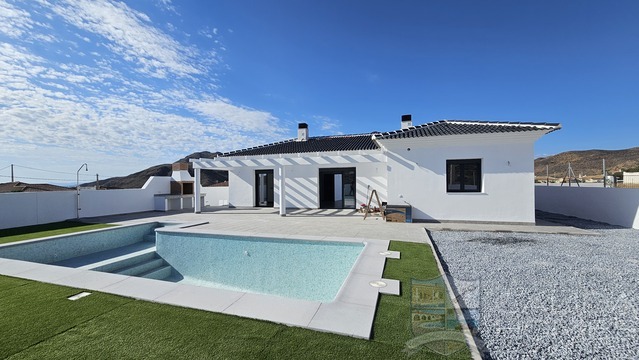 Casa Moderna : Off Plan Villa for Sale in Arboleas, Almería