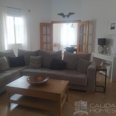 Casa Montana: Resale Villa in Oria, Almería