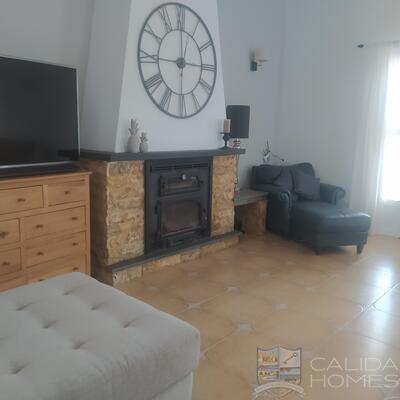 Casa Montana: Resale Villa in Oria, Almería