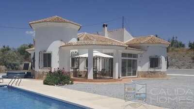 Casa Montana: Resale Villa in Oria, Almería