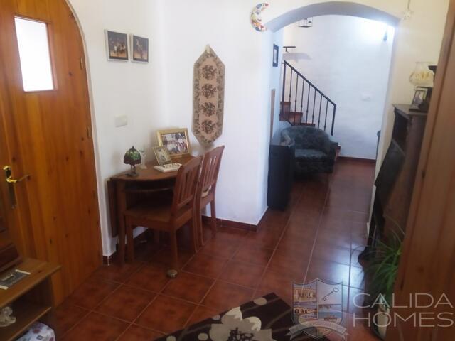 Casa Naranja : Village or Town House for Sale in Arboleas, Almería