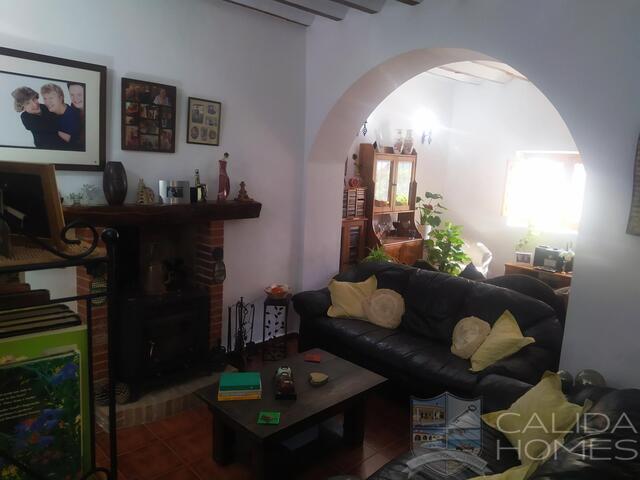 Casa Naranja : Village or Town House for Sale in Arboleas, Almería