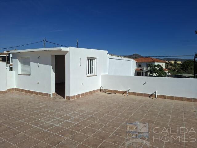Casa Nueva: Village or Town House for Sale in La Alfoquia, Almería