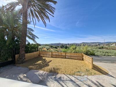 Casa Nueva: Village or Town House in La Alfoquia, Almería