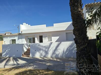 Casa Nueva: Village or Town House in La Alfoquia, Almería