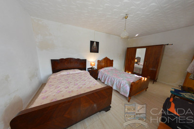 Casa Palaces : Semi-Detached Property in Zurgena, Almería